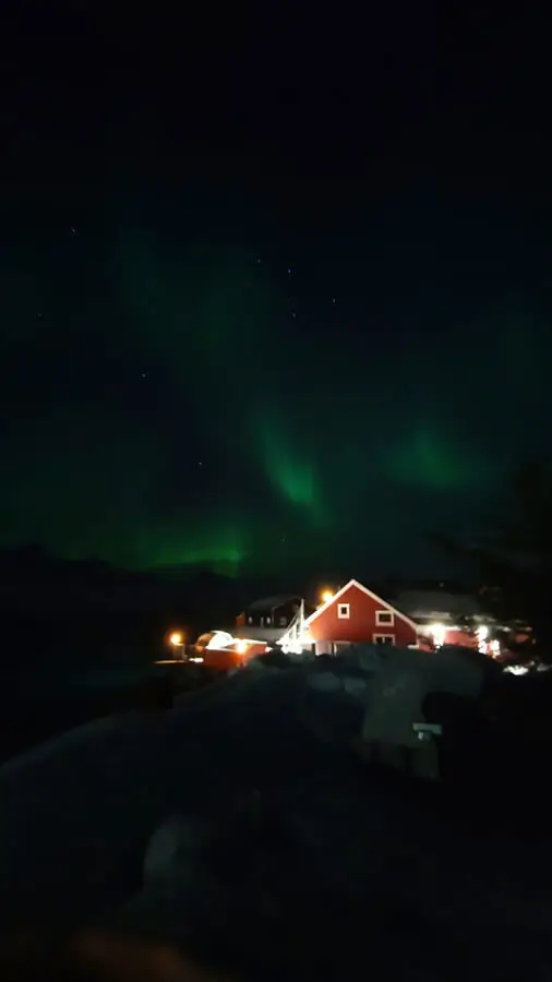 Viendo auroras boreales en Noruega